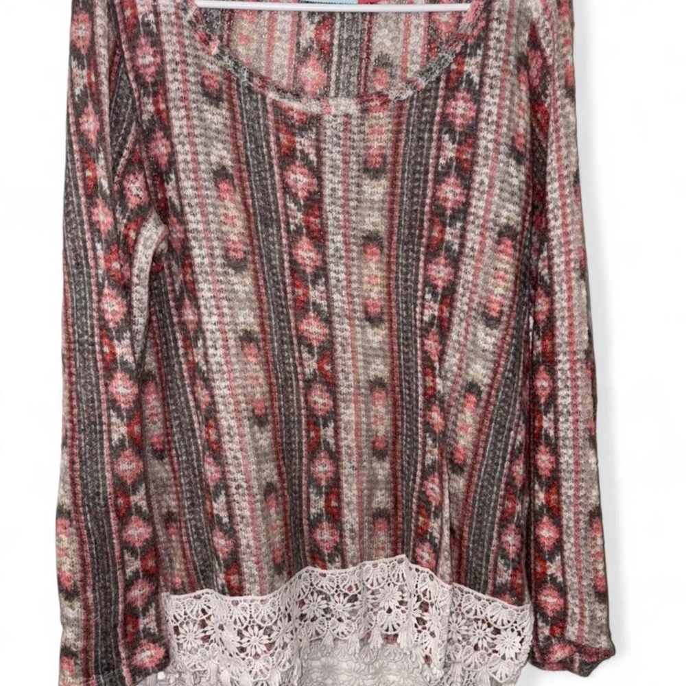 Maurices Red and Gray Patterned Blouse with Lace Hem